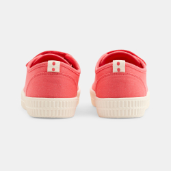 حذاء رياضي برقبة منخفضة من...